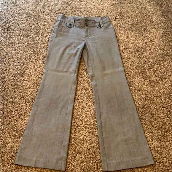 The Gap size 4 gray trousers w/button detail - Picture 1 of 5